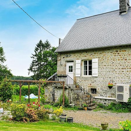 Awesome Home In Saint-Sever-Calvados With Kitchen 외부 사진
